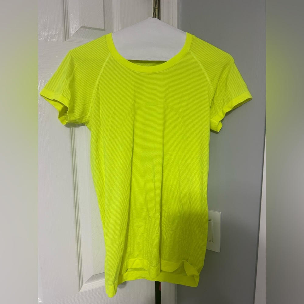 Lululemon Swiftly Tech Short Sleeve